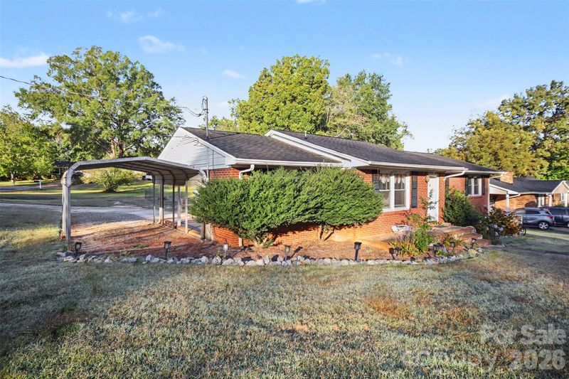 100 Amy Ct, Gastonia, NC 28052