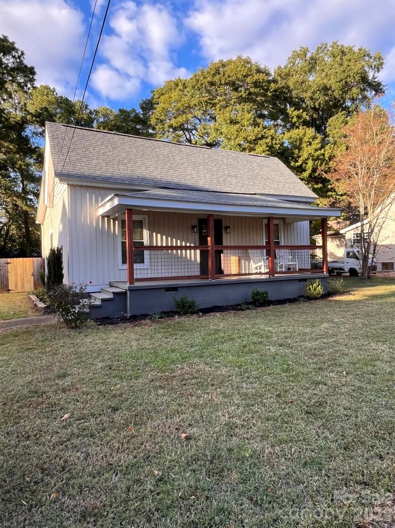 Saint Rocks 1003 Hull St, Rock Hill, SC 29730 | MLS# CAR4438041 | Uphomes