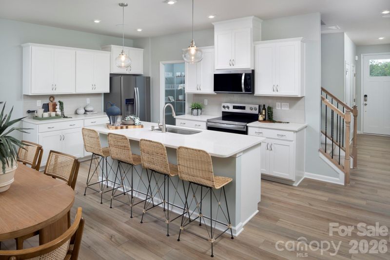 1327 Vibrant Rd, Charlotte, NC 28215