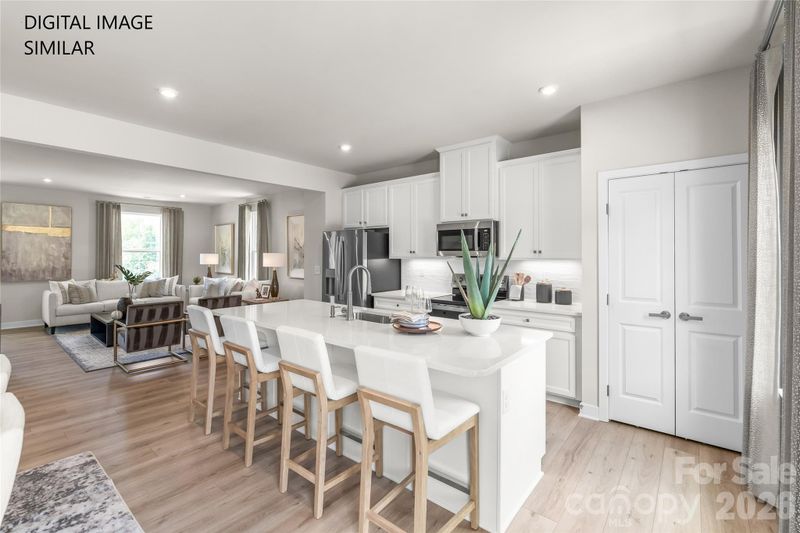 5940 Hucks Rd, Charlotte, NC 28269