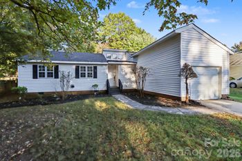 5107 Rolling Oak Ln, Charlotte, NC 28227