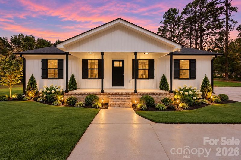 135 Castleview Rd, Salisbury, NC 28146