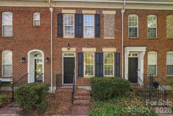 8528 Beaver Creek Dr, Charlotte, NC 28269