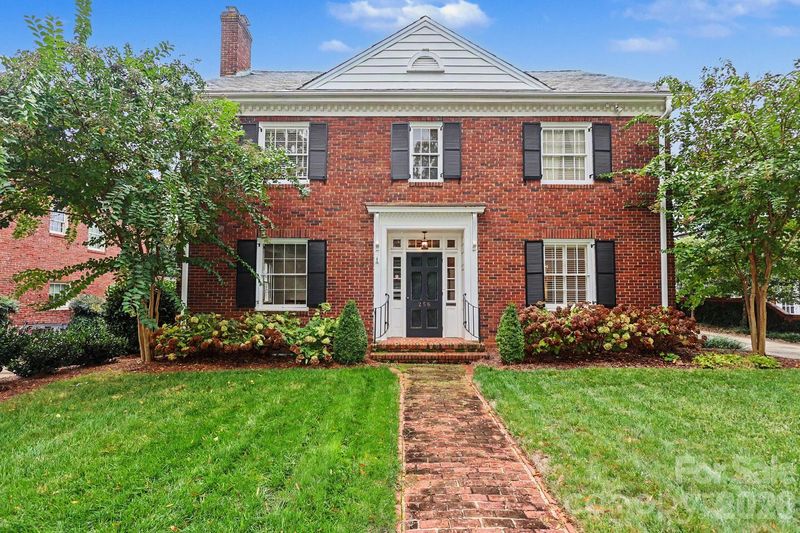 256 Hempstead Pl, Charlotte, NC 28207