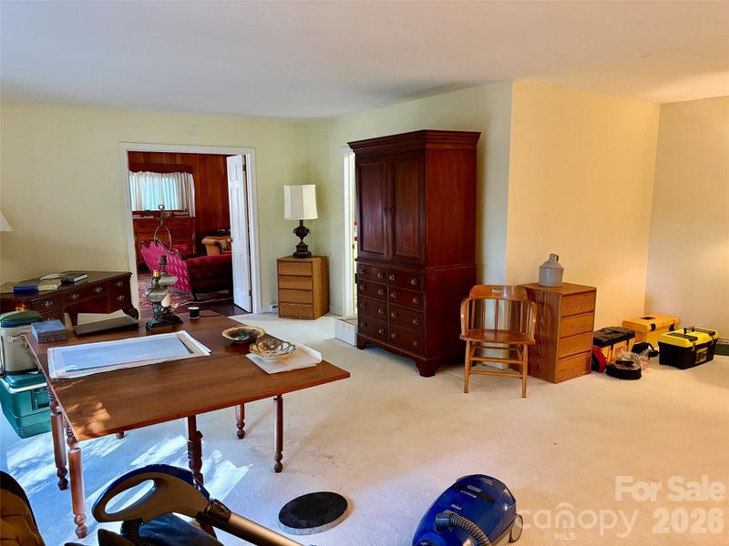2565 Pinewood Rd, Gastonia, NC 28054