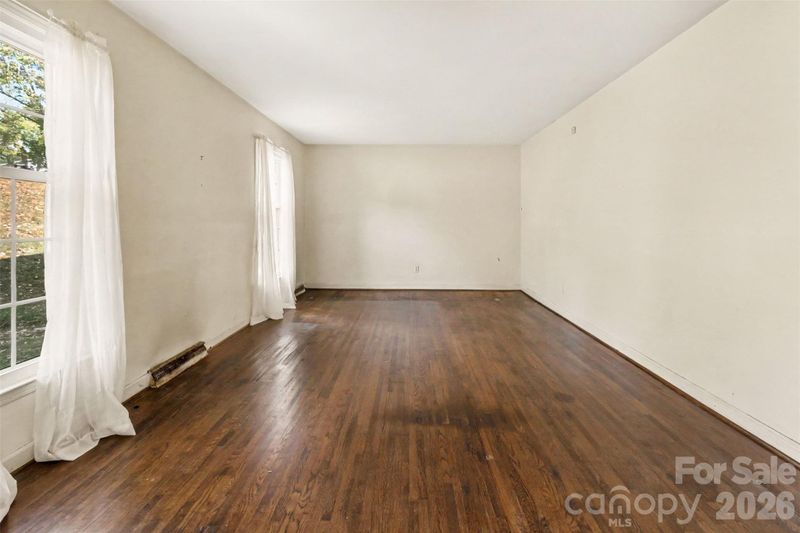 3940 Riverbend Rd, Charlotte, NC 28210