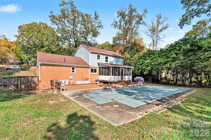 3940 Riverbend Rd, Charlotte, NC 28210