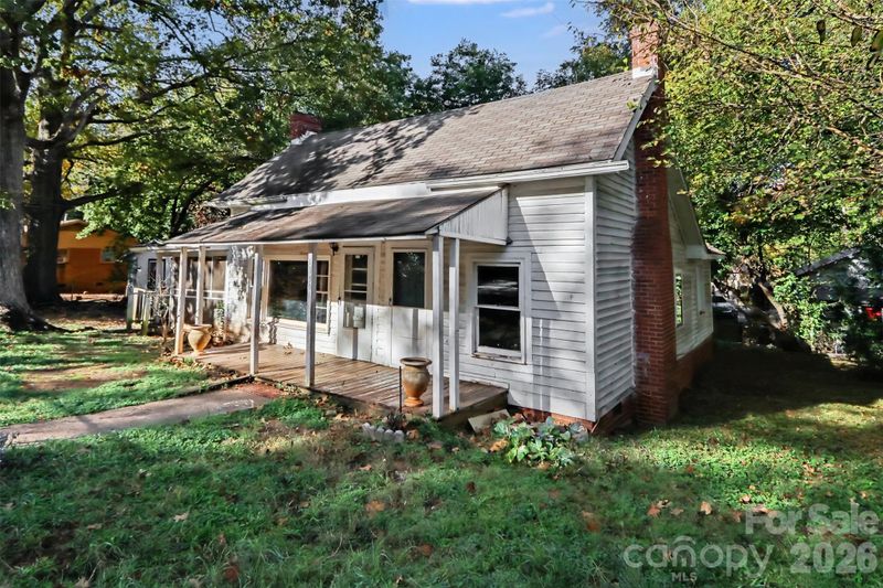 19501 Meridian St, Cornelius, NC 28031