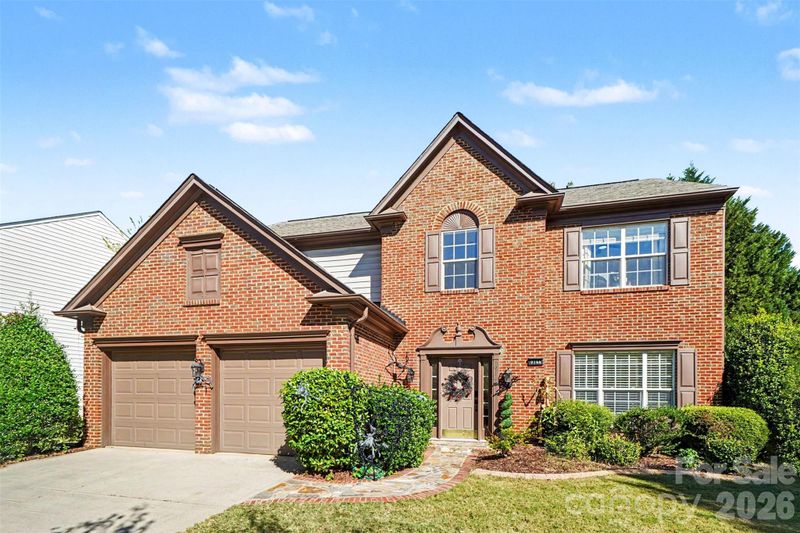 9144 Linden Tree Ln, Charlotte, NC 28277