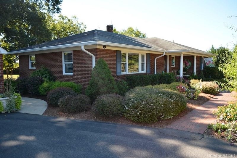 9453 Flowes Store Rd, Midland, NC 28107
