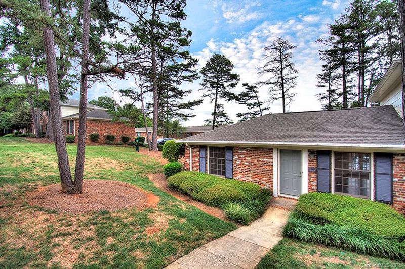 4325 Hathaway St #A, Charlotte, NC 28211