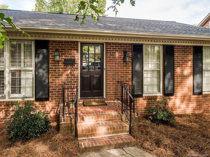 429 Moncure Dr, Charlotte, NC 28209