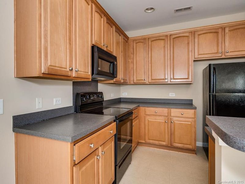 9325 Longstone Ln, Charlotte, NC 28277
