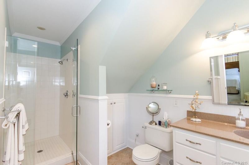 513 Bonview Ave, Lincolnton, NC 28092