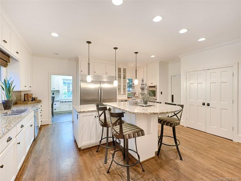 1110 Queens Rd W, Charlotte, NC 28207