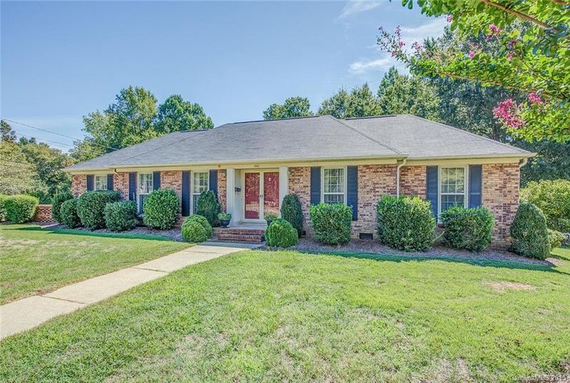 1547 Buckingham Ave, Gastonia, NC 28054