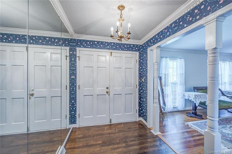 1547 Buckingham Ave, Gastonia, NC 28054