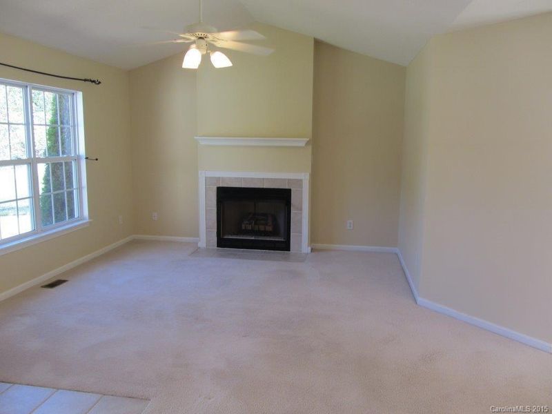 3019 38th Avenue Ln NE, Hickory, NC 28601