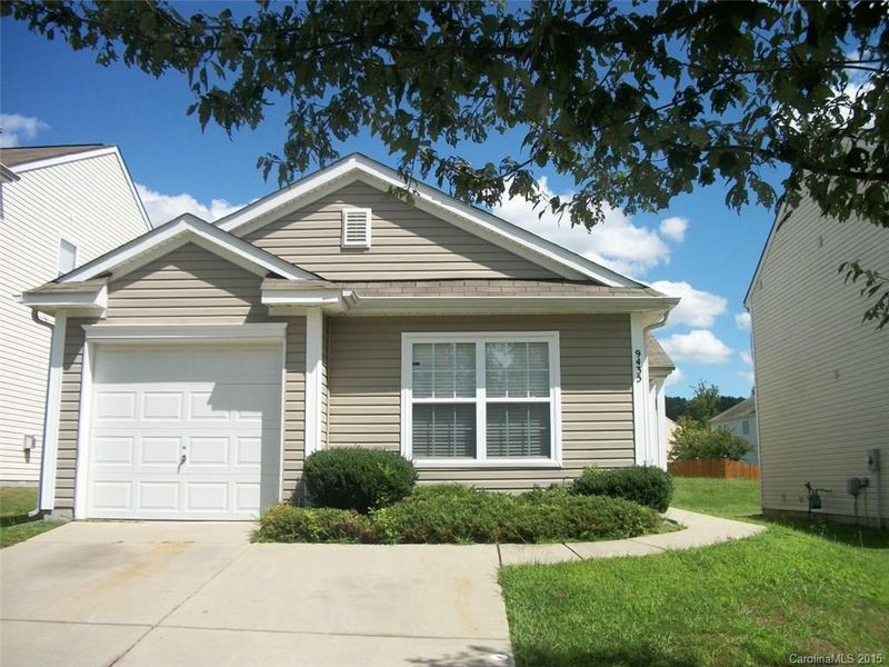 9435 Darwick St, Charlotte, NC 28216