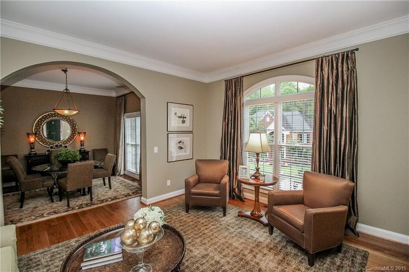 322 Sardis Pointe Rd, Matthews, NC 28105