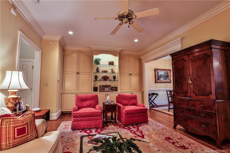 211 Perrin Pl #211, Charlotte, NC 28207