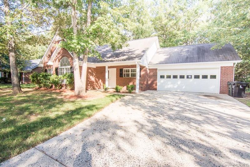1910 Shady Ln, Monroe, NC 28110