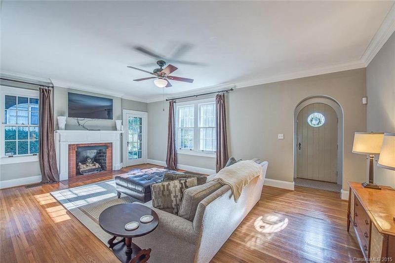 1205 Crescent Ave, Gastonia, NC 28052
