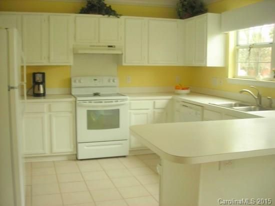 8905 Chesham Dr #8, Charlotte, NC 28227