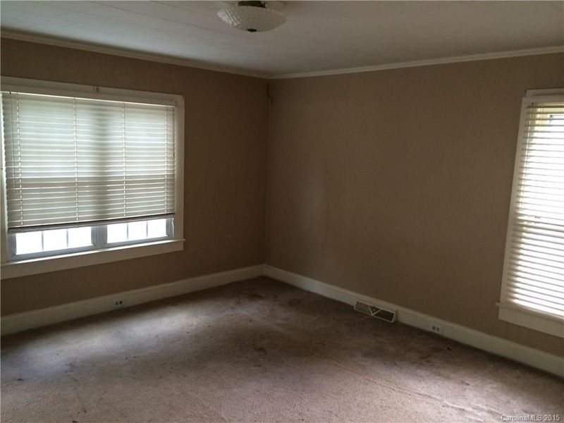 6550 Tuckaseegee Rd, Kannapolis, NC 28081