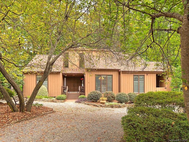 4 Turtle Ln, Lake Wylie, SC 29710