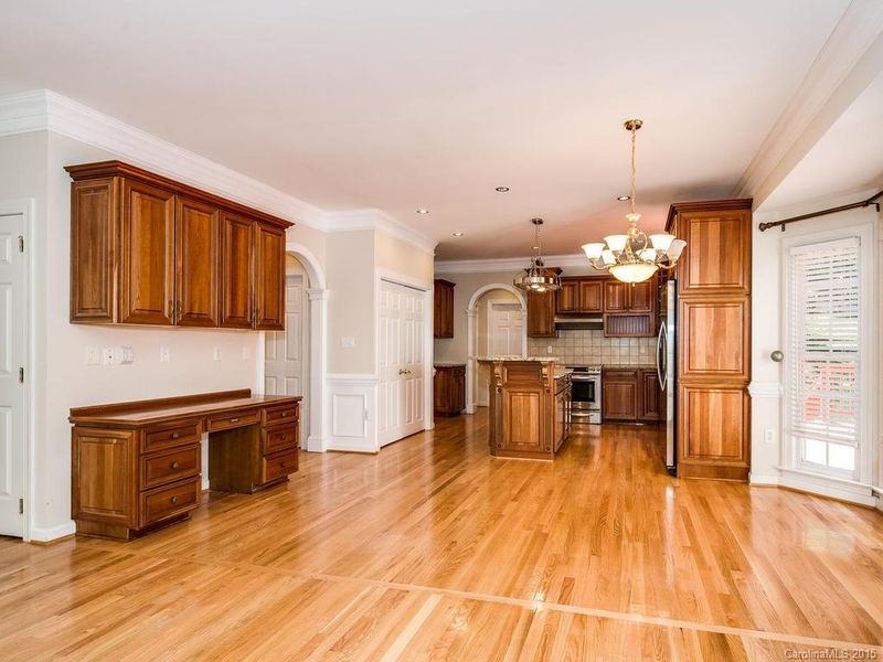 10310 Hollybrook Dr, Charlotte, NC 28277