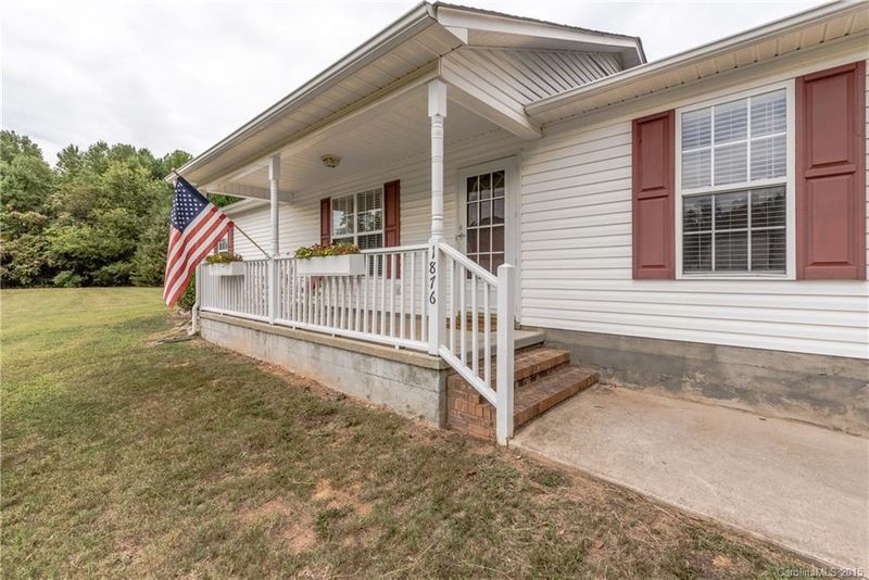 1876 Meadow Rd, York, SC 29745