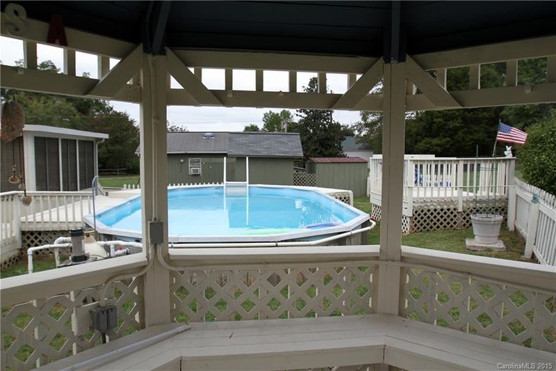 5448 Irish Potato Rd, Kannapolis, NC 28083