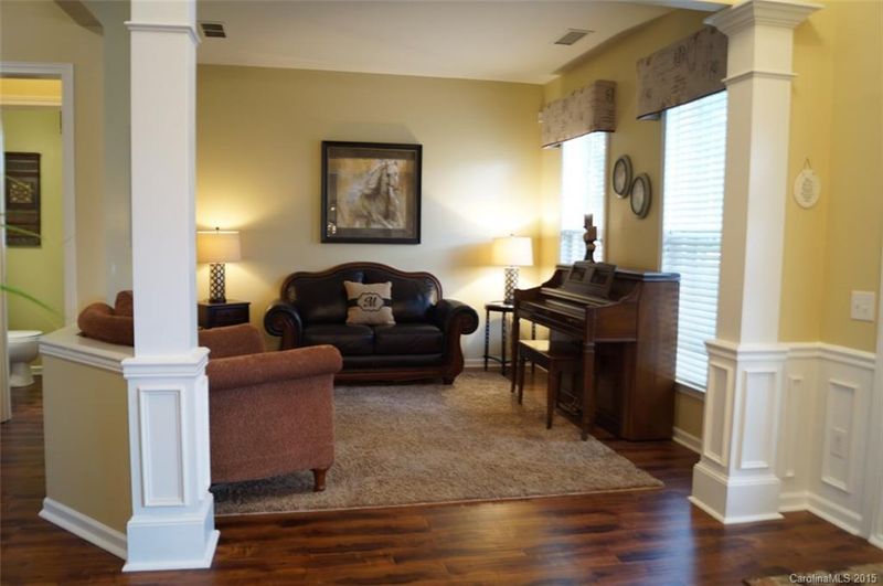 3912 Manor House Dr, Charlotte, NC 28270