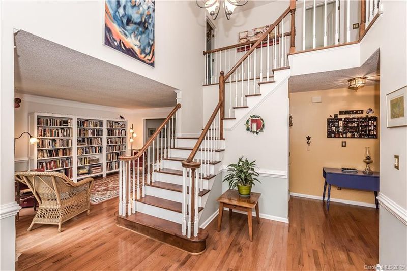 10728 Summitt Tree Ct, Charlotte, NC 28277