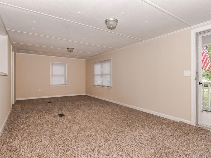 124 Gray Fox Ln, Mount Holly, NC 28120