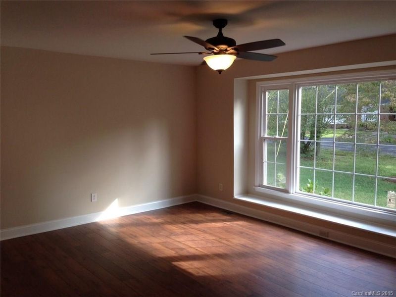 102 Timway Dr, Kannapolis, NC 28081