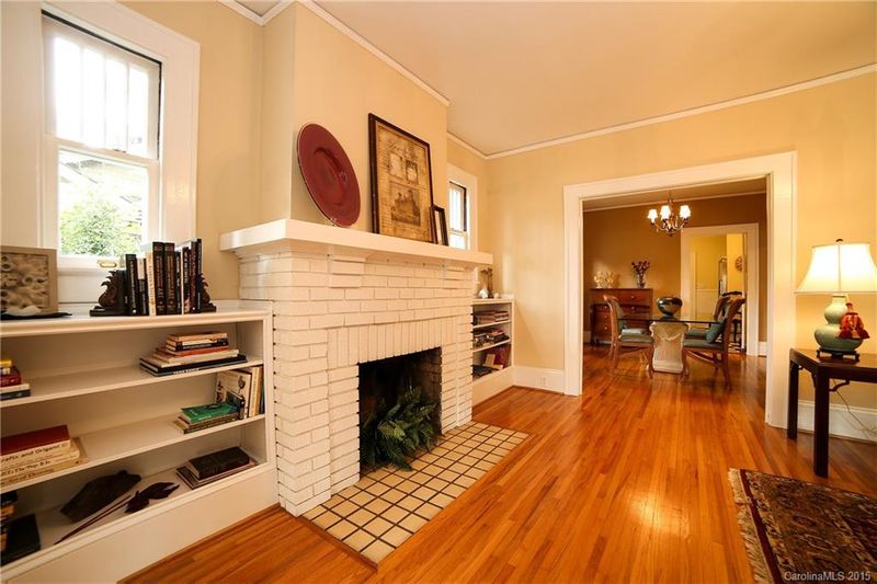 2253 Westminster Pl, Charlotte, NC 28207