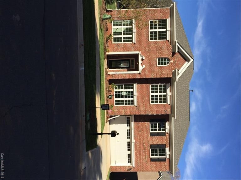 105 Hillandale Dr #7, Charlotte, NC 28270