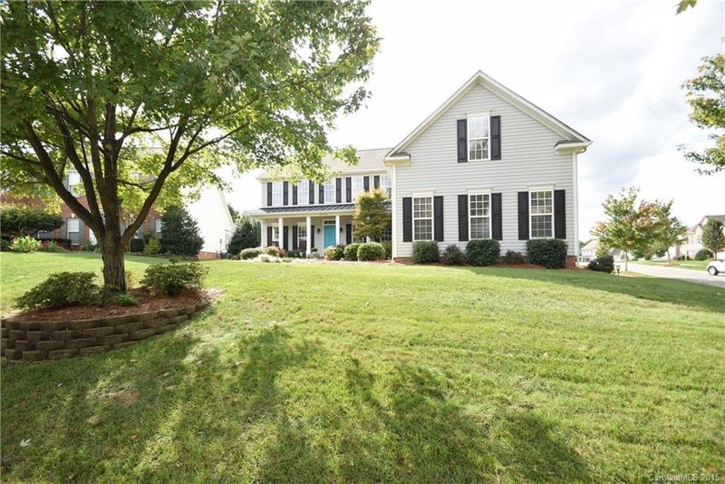 2736 Phillips Woods Ln #18, Matthews, NC 28105