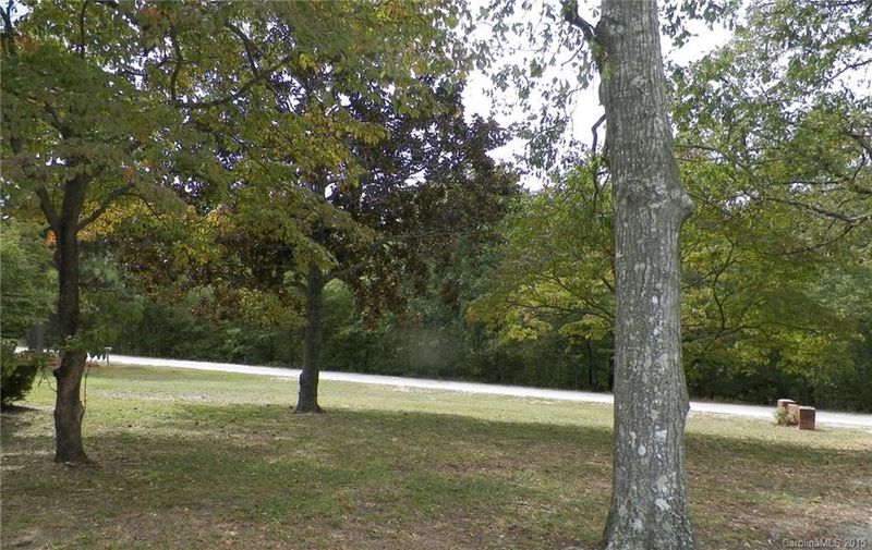 916 Baxley Pond Rd, Kershaw, SC 29067