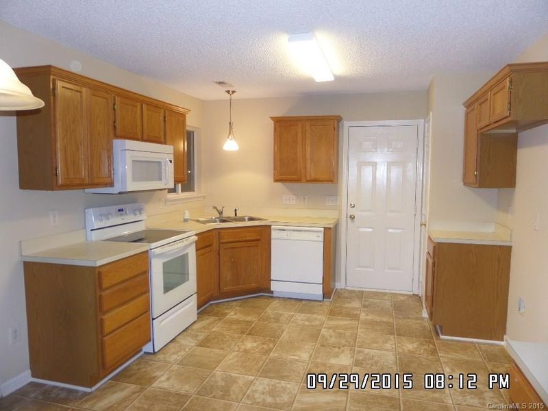 2422 Celosia Dr, Charlotte, NC 28262