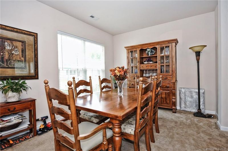 16105 Long Talon Way, Charlotte, NC 28278