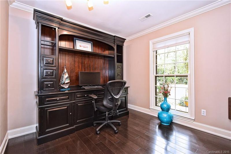 4200 Woods End Ln, Charlotte, NC 28277