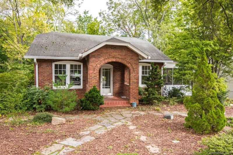 537 Concord Rd, Davidson, NC 28036