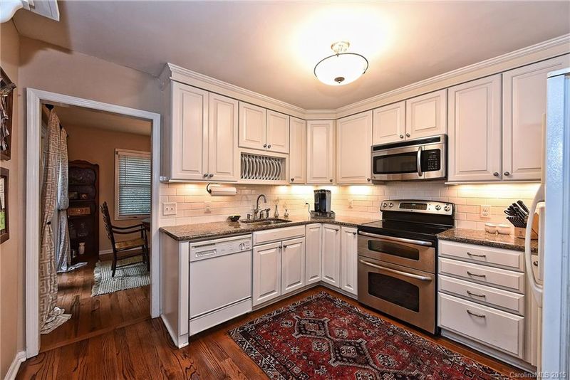 6137 Kingstree Dr, Charlotte, NC 28210