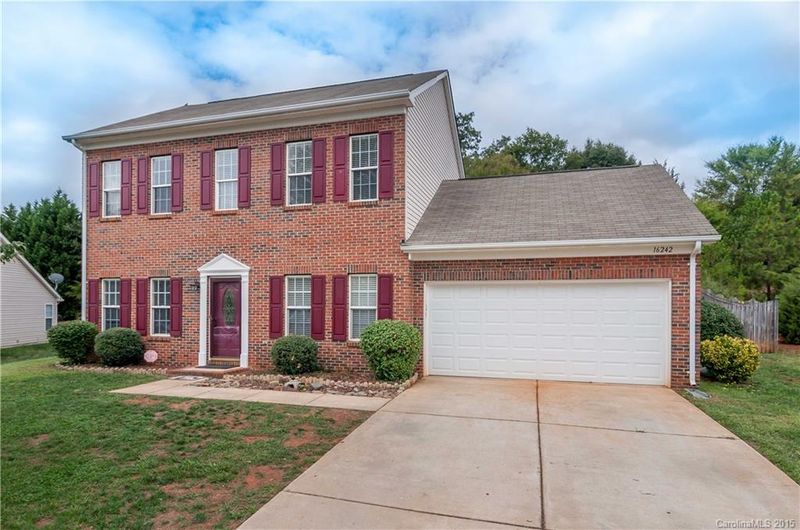 16242 Circlegreen Dr, Charlotte, NC 28273
