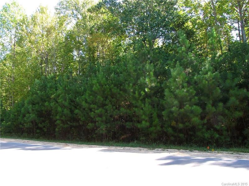 4818 River Oaks Rd, Clover, SC 29710