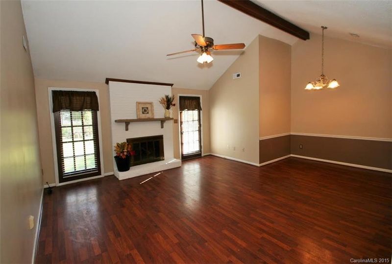 11211 Vintage Ln, Charlotte, NC 28226