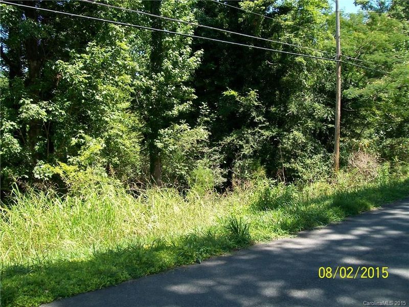 617 Breezewood Dr, Charlotte, NC 28262